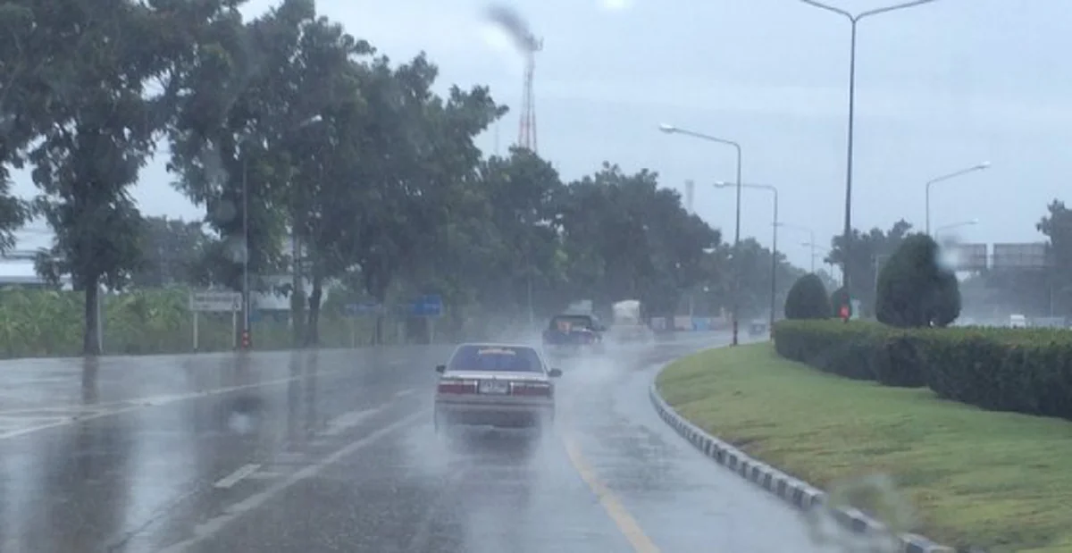 หนักหน่วงทุกพื้นที่ !!!  "กรมอุตุฯ" เตือนประชาชนฝนมาเพิ่มอีก เช็คพื้นที่เสี่ยง เตรียมพร้อมรับมือ!