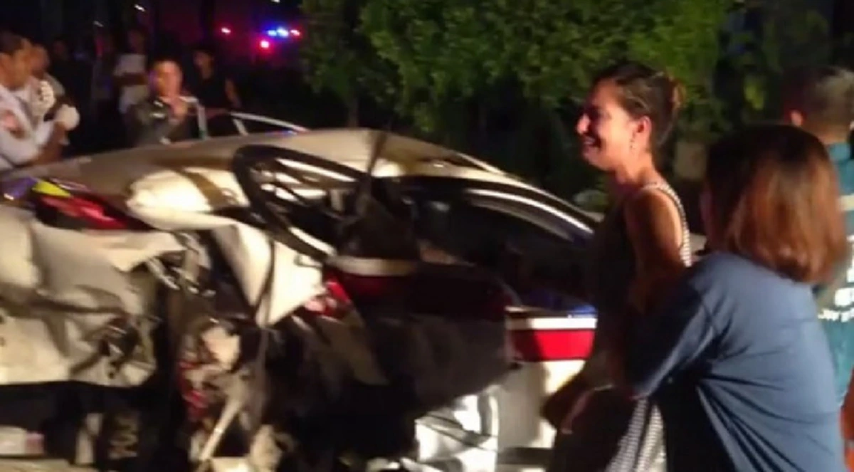 *ช็อกวงการไทย!!! เผยโฉมหน้า "7 ซุปตาร์คนดัง" อดีตเคยทำผิดมหันต์  ขับรถชน "คนเสียชีวิต" ที่บางคนหลายคนไม่เคยรู้!!! (ชมคลิป)