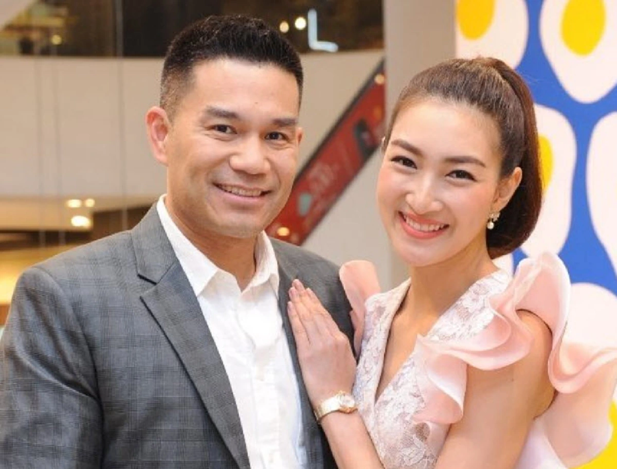 *ถึงกับผวา!!! หลัง "แม่หน่อย" แม่นางเอกสาว "แพนเค้ก" เผยค่าสิดสอด100ล้าน ระแวงหวิดโดนตบ!!! (ชมคลิป)