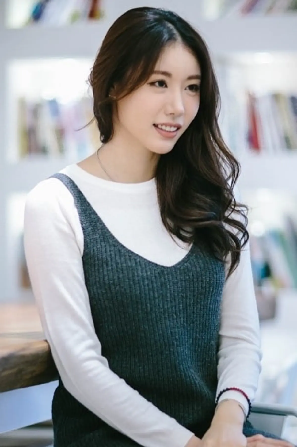 #สั่นสะเทือนทั้งวงการ!! เมื่อ  “10 ดารา” ชีวิตเปลี่ยนไป ยอมเปลี่ยนอาชีพ เพื่อความอยู่รอด ใครจะปังใคร ใครจะดับมาชมกัน !! (ชมภาพ)