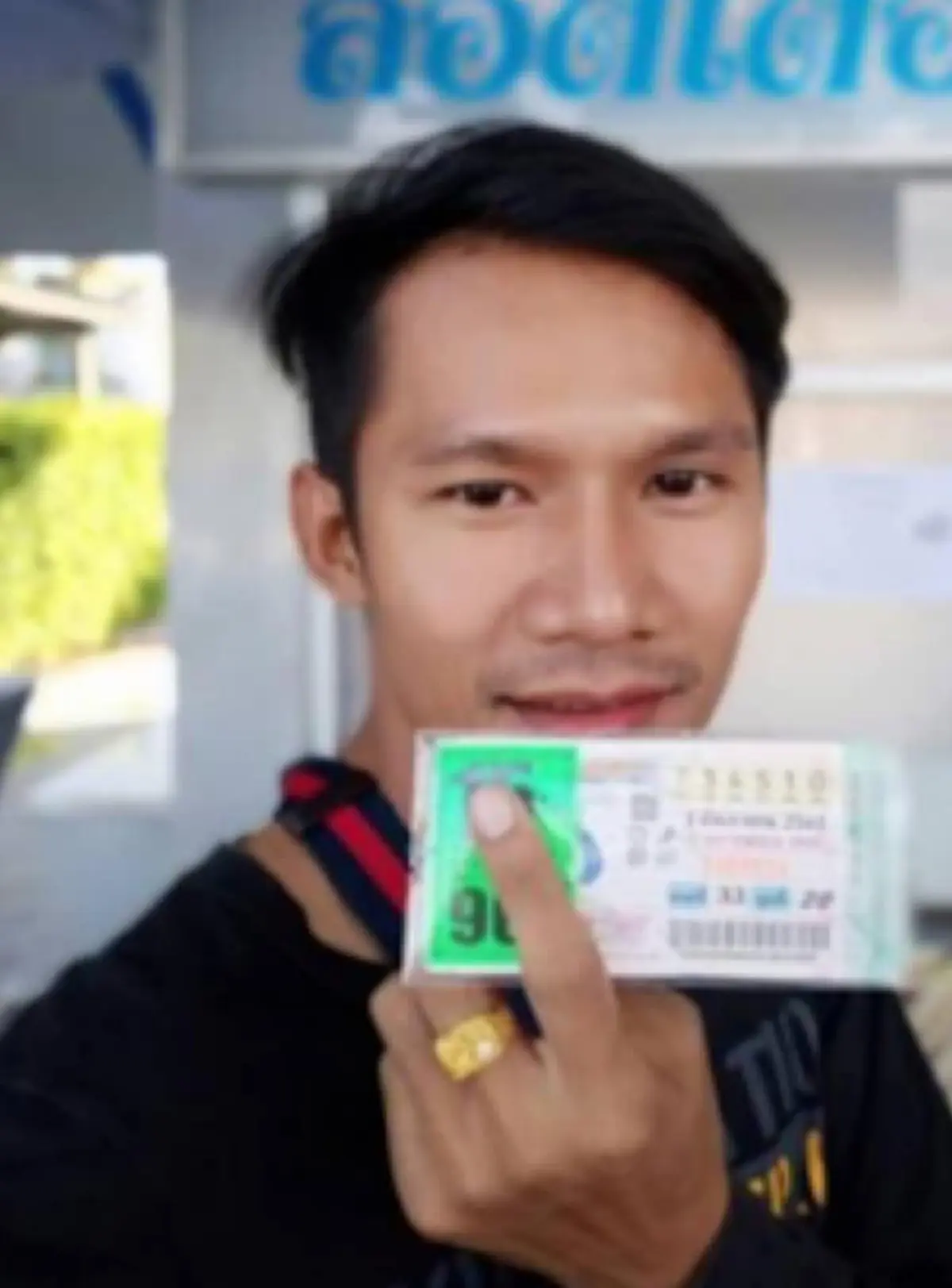 โดนแซวหนัก "ซินแสเป็นหนึ่ง" เคลื่อนไหวแล้ว จะเอาไงดี หลังผลักตัวเองไปเป็นเหยื่อให้ "หนุ่มพีท" หลอก