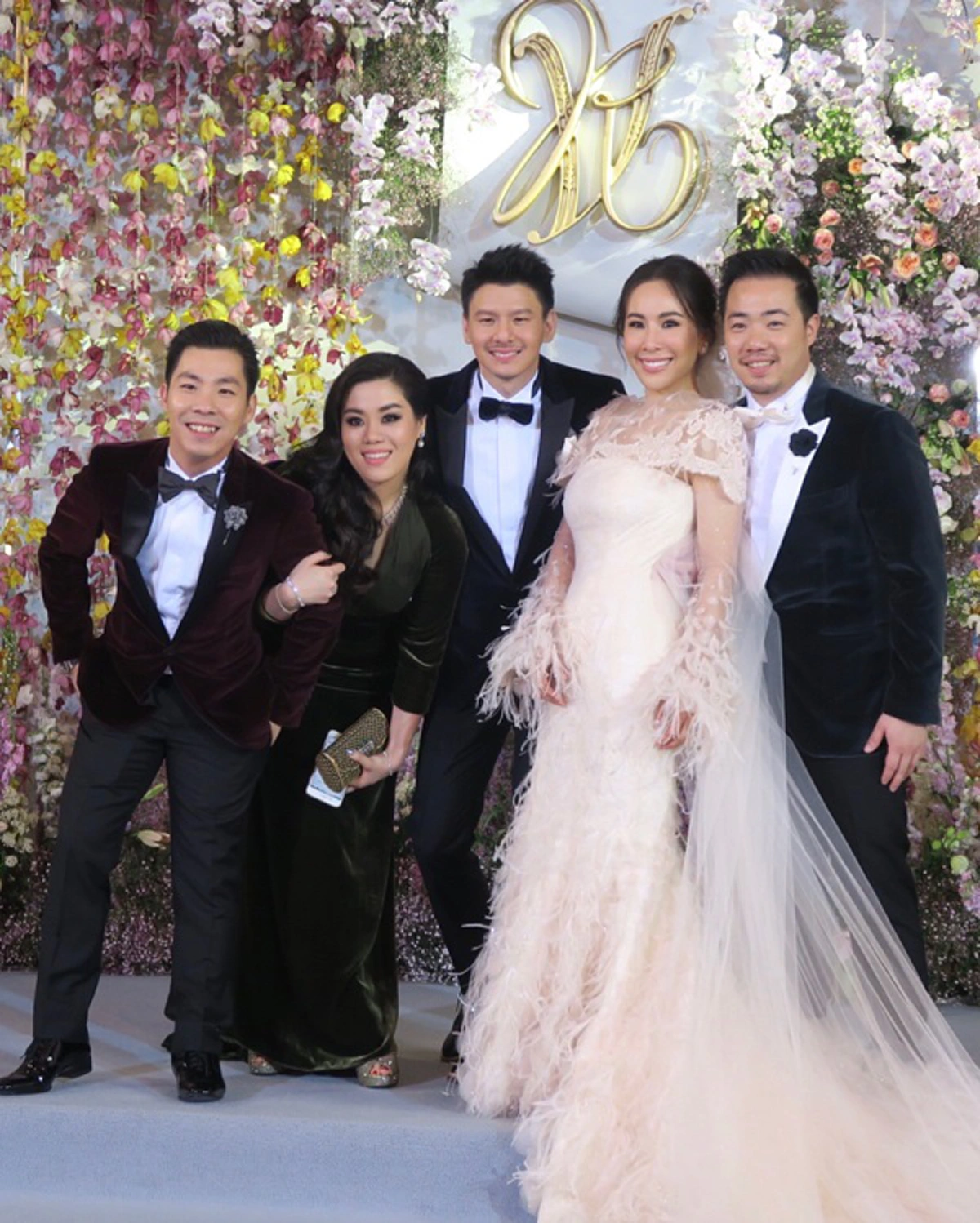 เปิดภาพพระเครื่องดัง 3 องค์ ที่ "เจ้าสัววิชัย" ห้อยคอในวันเกิดเหตุฮ.ตก โดนไฟเผาไม่บุบสลาย