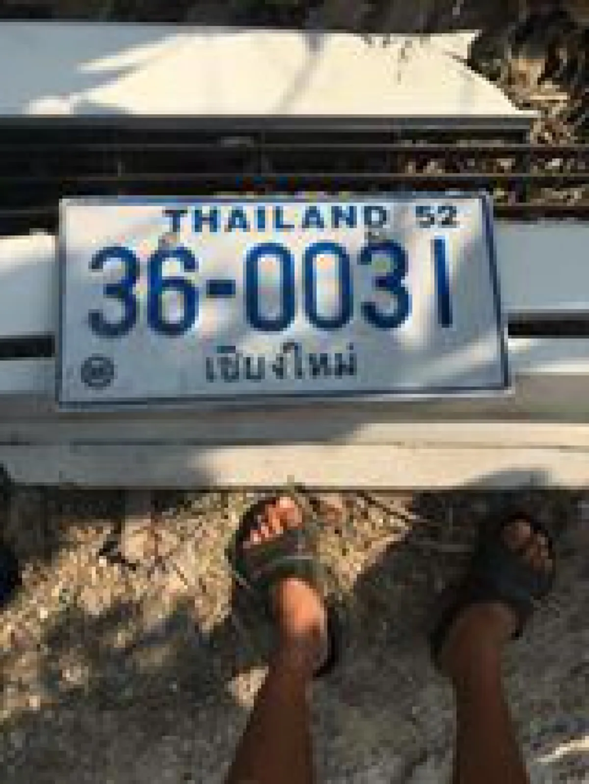 สลด!!!"รถโม่ปูน" หักหลบจยย.ตัดหน้า พุ่งข้ามเกาะเสย "รถตู้ เก๋ง กระบะ" ดับแล้ว 8 เจ็บนับ10 (ภาพ)