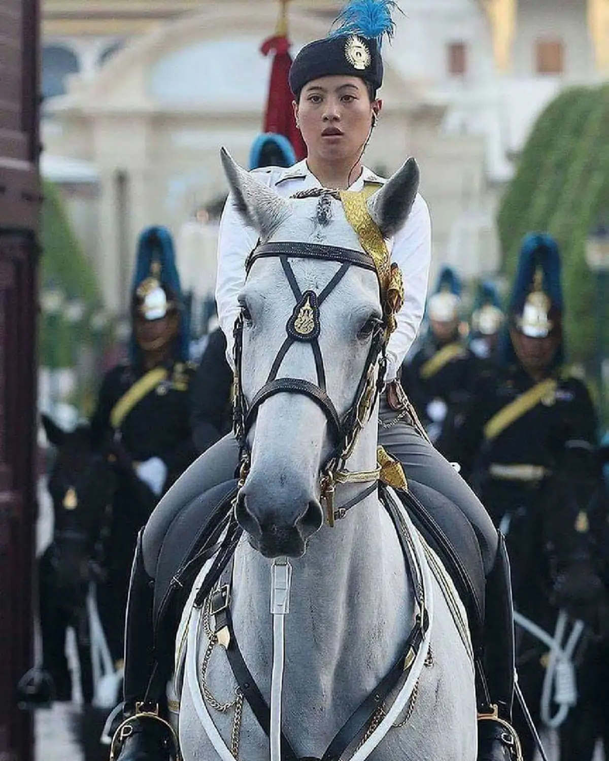พสกนิกรปลื้มปีติเฝ้าชมพระบารมี"พระองค์หญิงสิริวัณณวรี"ทรงร่วมซ้อมริ้วขบวนพระบรมราชอิสริยยศ ริ้วขบวนที่ ๖ ในพิธีอัญเชิญพระบรมราชสรีรางคาร