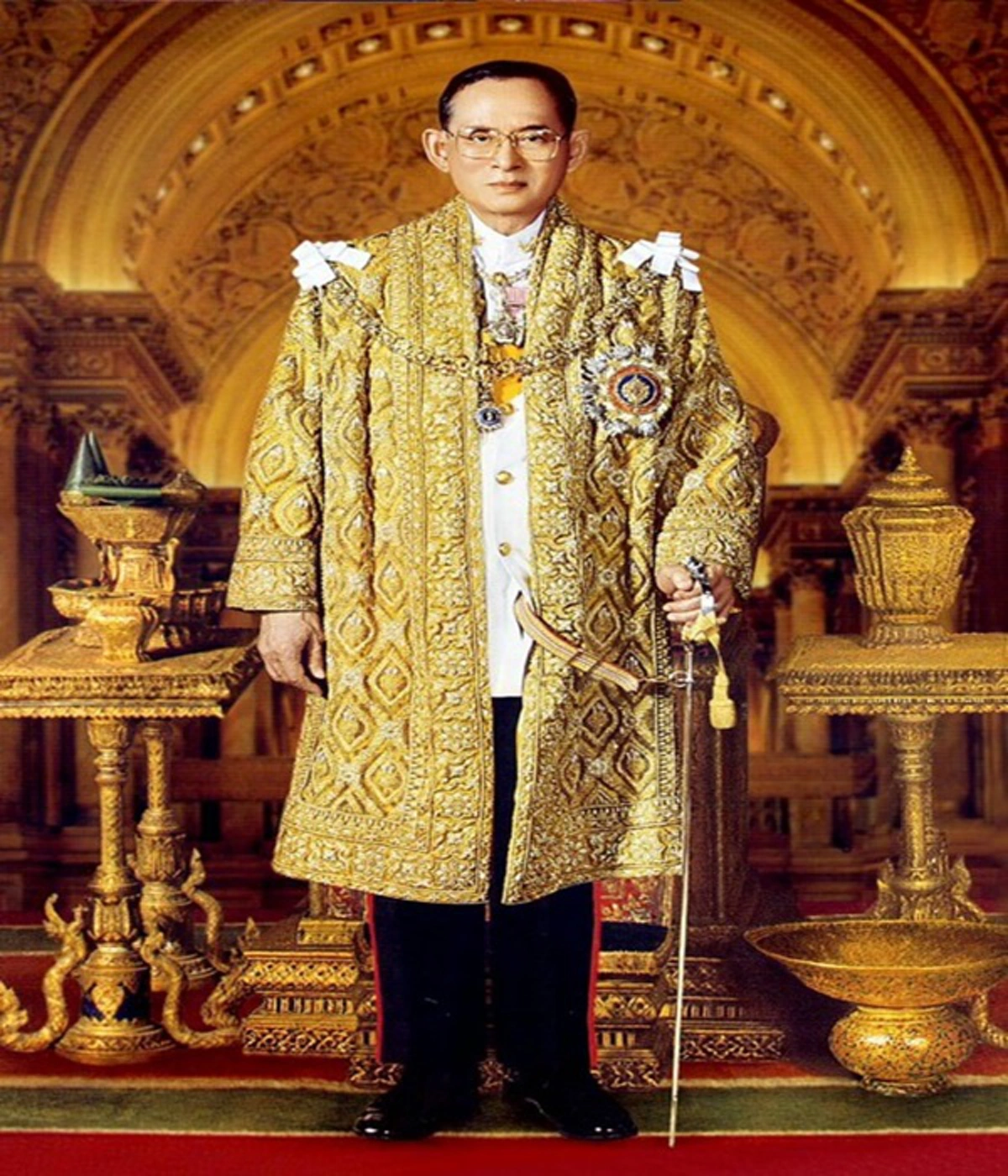 เป็นบุญที่ได้เกิดมาใต้ร่มพระบารมี!!! พระนามเต็มของ "พระมหากษัตริย์ไทย" ในราชวงศ์จักรี ที่หลายคนอาจยังไม่รู้ #ขอเป็นข้ารองบาททุกชาติไป