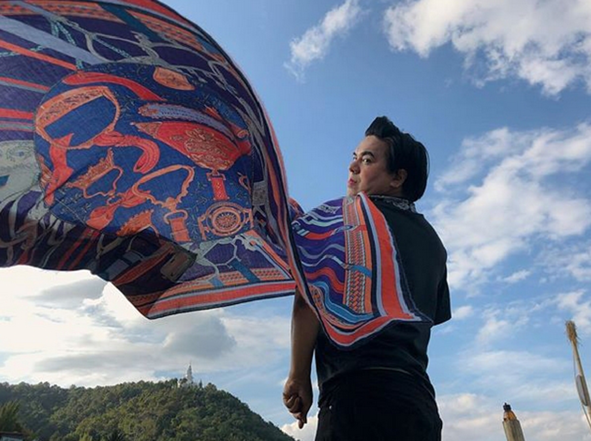 เกือบละอีกนิด!! "เอ ศุภชัย - แตงโม นิดา" พากันพรางตัวเที่ยวงานวัดจ.เชียงใหม่ งานนี้ความฮามาเต็ม #หมกคิ้มก็มา