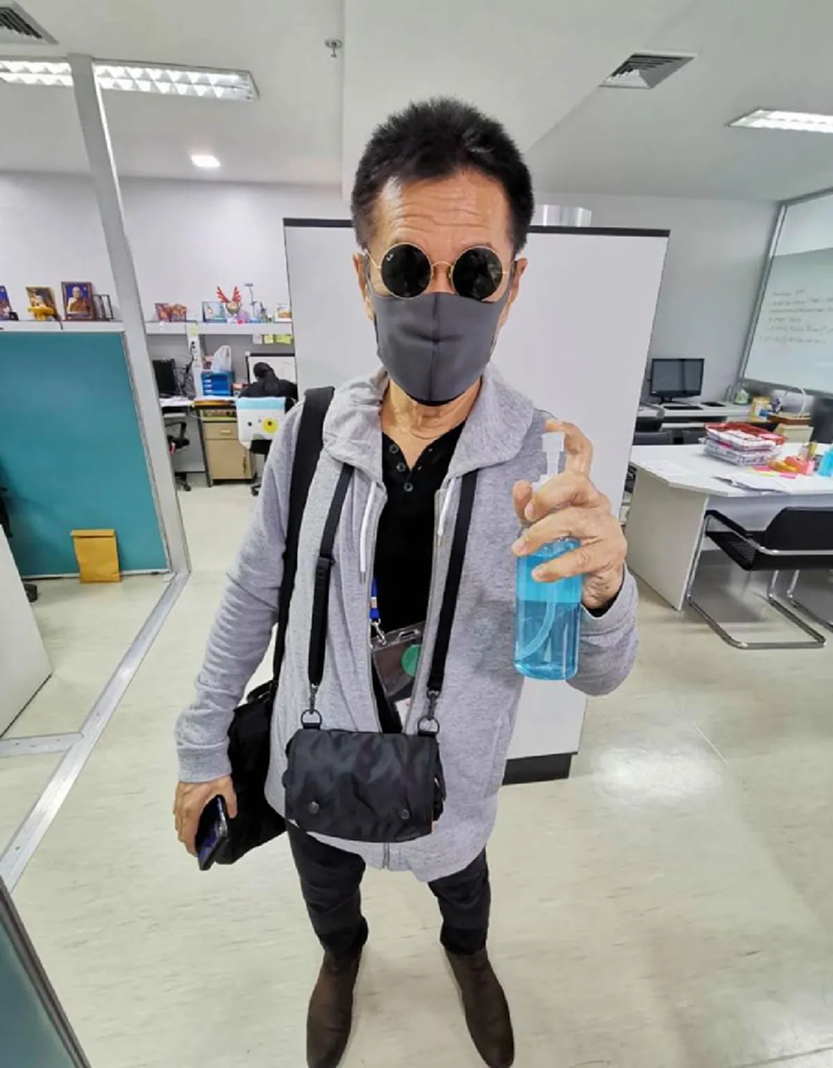 หมอธีระวัฒน์ เผยผล PCR ชี้คน กทม. อาจติดโควิดแบบไม่มีอาการนับแสนราย