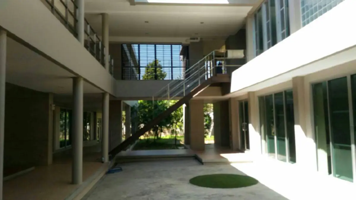 พุทโธ นี่หรือวัด!?!?  เปิดภาพ "คอนโดพระวัดธรรมกาย" ...ฟิตเนส ซาวน่า สระว่ายน้ำ ครบ (มีภาพ)