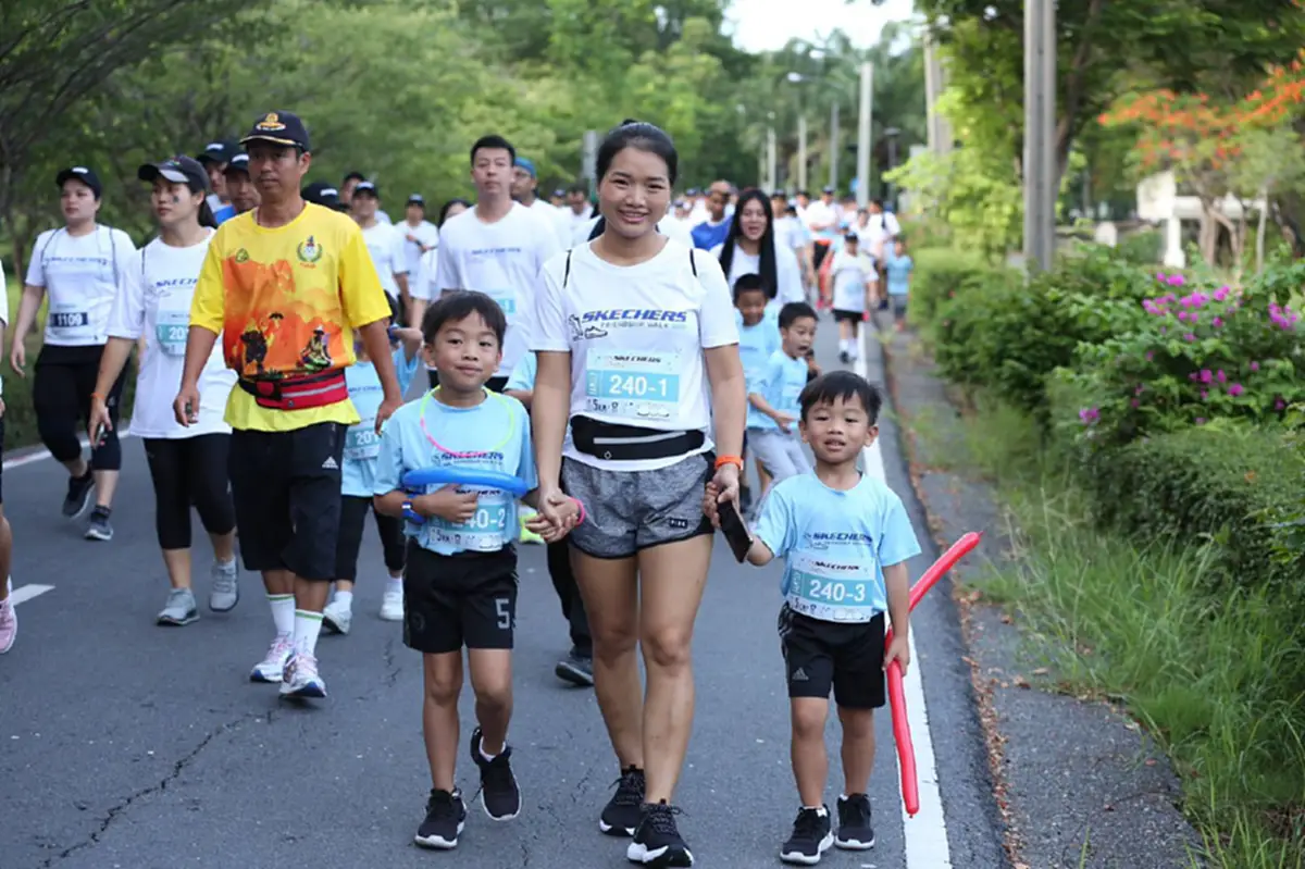 กิจกรรม SKECHERS Friendship Walk  2019 เปิดตัวครั้งแรกในประเทศไทยอย่างยิ่งใหญ่  (คลิป)