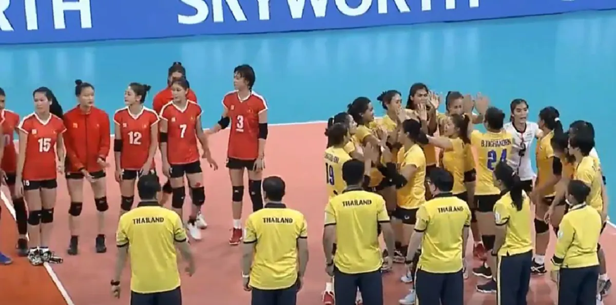 ลูกยางสาวไทย สยบ เวียดนาม 3เซตรวด เถลิงเเชมป์ซีเกมส์สมัย14