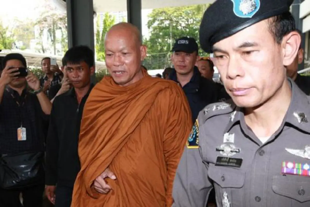 เมื่อเล่นไม่รู้จักเลิก อย่างนั้นก็อย่าเลิกเล่น "พระพุทธะอิสระ" โพสต์ "ใช่ไหม พวกลัทธิผีบุญ ทำจนตัวตาย ไม่เกี่ยวข้องกับการเมือง โกหกทั้งเพ"!!