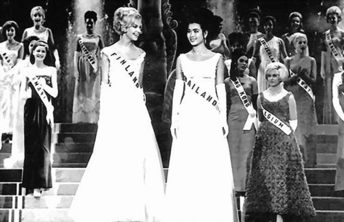 ย้อนรอยนางงามจักรวาล!! ๒๔ กรกฎาคม "อาภัสรา หงสกุล" สาวไทยคนแรกที่คว้ามงกุฏนางงามจักรวาลในการประกวดที่ฟลอริดา สหรัฐอเมริกา #วันนี้ในอดีต