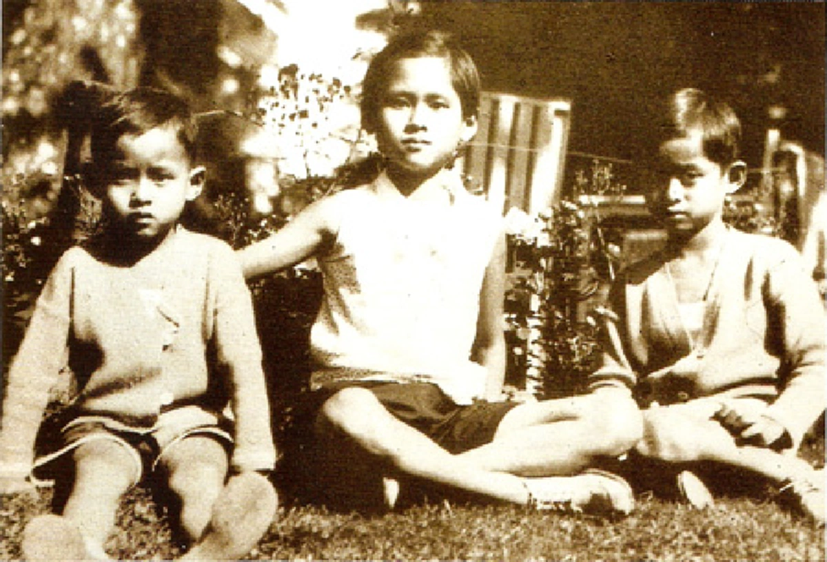 คิดถึงทุกพระองค์.! ย้อนอ่าน 5 เรื่องเล่าจากสมเด็จพระเจ้าพี่นางเธอฯ เมื่อครั้งในหลวง ร.9 ทรงพระเยาว์