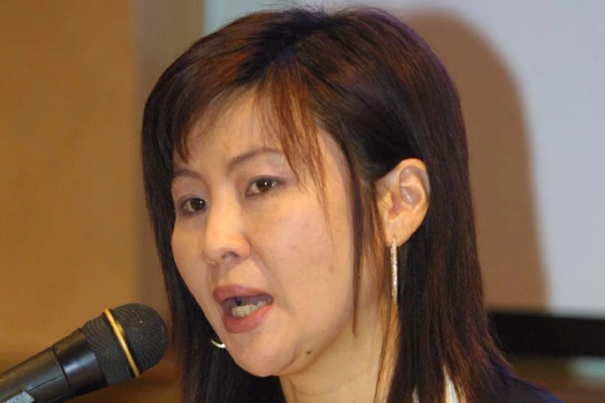 อนาคต"เพื่อไทย" พรรค "ชินวัตร"??!! "มณฑาทิพย์ vs สุดารัตน์" หัวหน้าพรรคคนใหม่..หน้าที่นี้ใครจะครอง??