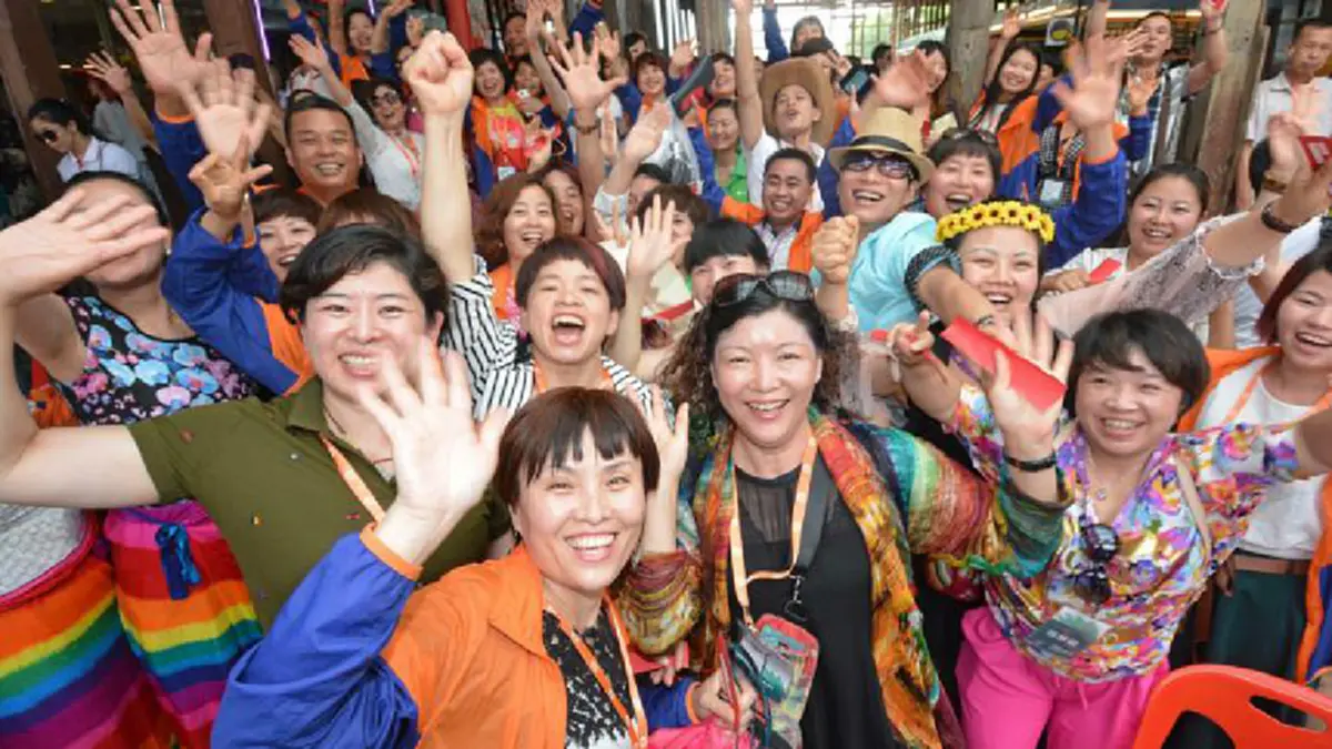 เห็นชอบแล้ว ครม.เลิกค่าธรรมเนียมวีซ่า 21 ประเทศ หวังดึงนักท่องเที่ยวต่างชาติคึกคักช่วงปีใหม่