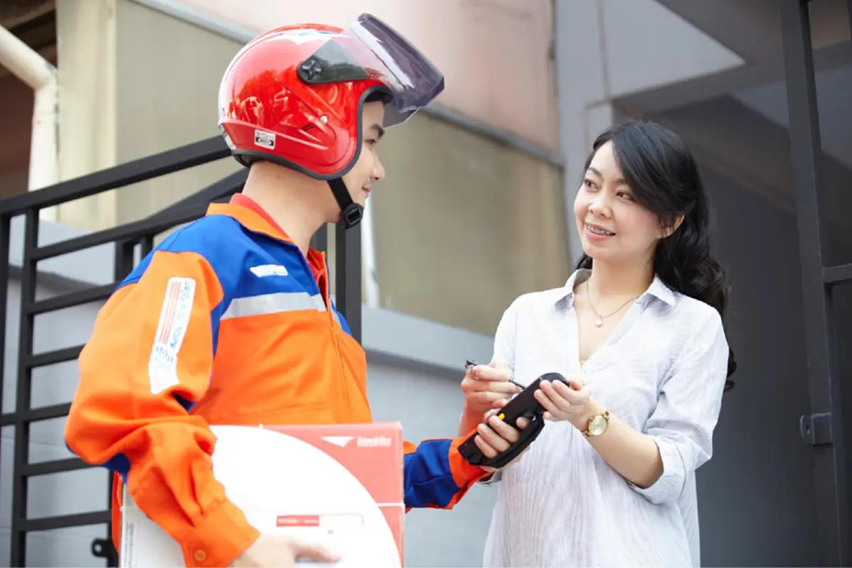 ไปรษณีย์ไทย เปิดตัวแคมเปญใหม่ “ไปรษณีย์ไทย...ดี๊ดี” กระตุ้นเศรษฐกิจไทย  พร้อมชู 3 บริการใหม่เอาใจอีคอมเมิร์ซ ให้ทุกการส่งเป็นเรื่องง่าย