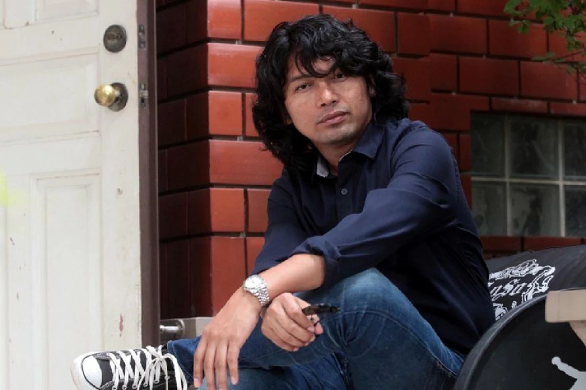 ยังไม่สำนึก!! “เสก โลโซ” โพสต์เฟสบุ๊คอีกครั้ง หลังเจอหมายรัวปืน  บอกถ้ากระสุนโดนใคร คงไม่ตายหรอกเธอ??  (ชมคลิป) 