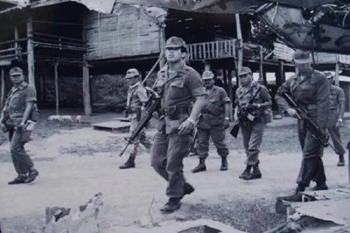 สงครามพระราชา บ้านหมากแข้ง !!! รัชกาลที่ 10 "กษัตริย์ยอดนักรบ" พระองค์ทรงไม่เกรงอันตราย นำทหารเข้าสู่สงครามแห่งชัยชนะ !!!