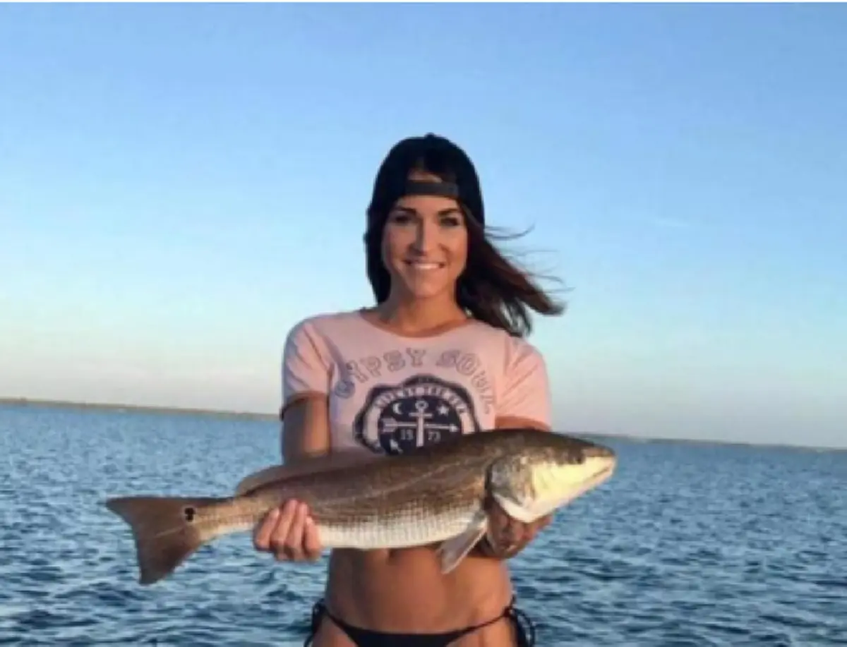 แม่ช๊อก !!! ลูกชายวัย 14 ถูกครูสาว 26 ปี เปิดบริสุทธิ์ จากเรียนดีกลายเป็นแย่