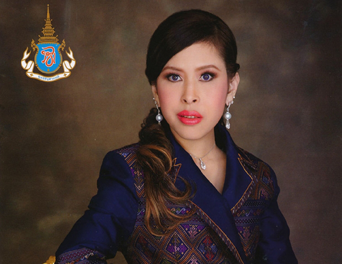 ซึ้งในพระมหากรุณาธิคุณ!!!  ฟ้าหญิงจุฬาภรณ์ฯ โปรดเกล้าฯพระราชทานหน่วยแพทย์ดูแล ปชช.บริเวณท้องสนามหลวง