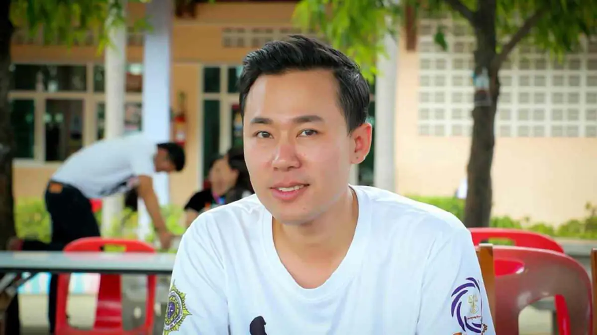 โคตรสุด!!! แชร์สนั่น"พี่จั๊ด"พิธีกรชื่อดัง มาเดือด ล่อใส่เสื้อกล้ามหลังอ่านข่าว"ทนายตั้ม" งานนี้บอกเลยพีคจัดจริงๆ!!!