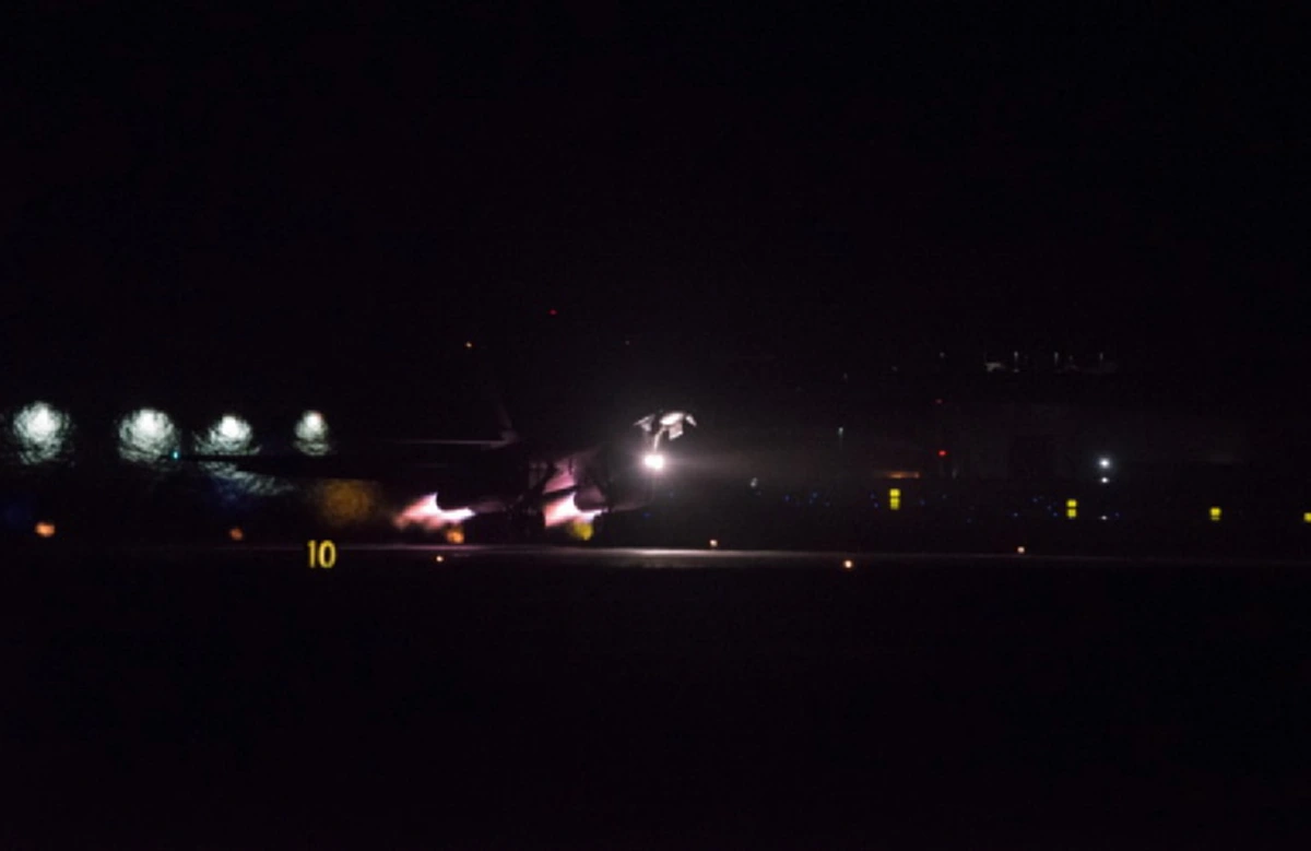 สหรัฐฯ ส่งเครื่องบินทิ้งระเบิด และเครื่องบินรบ ขึ้นบินเหนือเขตปลอดทหาร ระหว่างเกาหลีเหนือ กับ เกาหลีใต้