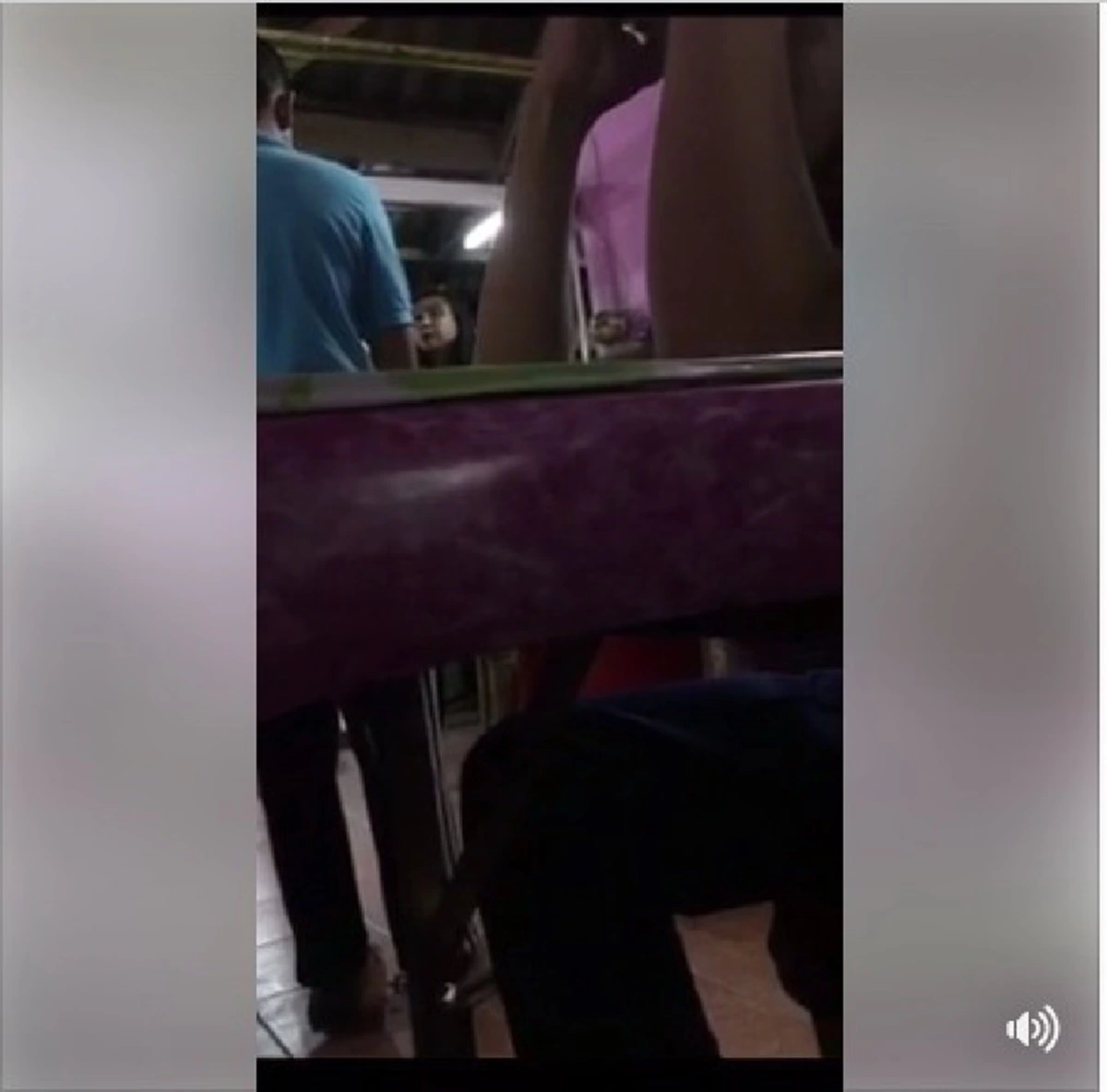 ช่วยพลทหารด้วย!! “เมียนาวาเอก” กดขี่พลทหาร ถูกเกณฑ์มาเป็นทาสเมีย ผบ.สูงสุด กว่า 20 คน ถูกตัดค่าไฟ หัวละ 300 บาท วอนผู้มีอำนาจช่วยที (คลิป)