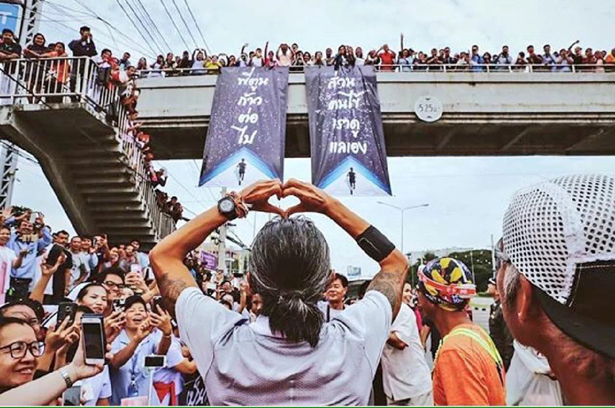 #ขอบคุณในความเชื่อเดียวกัน...!!  “ตูน บอดี้สแลม” เล่าความรู้สึกถึงน้ำใจคนไทย  หลังยอดเงิน # ก้าวคนละก้าว เพื่อ 11 รพ. ทะลุเป้าหมาย 700 ล้าน