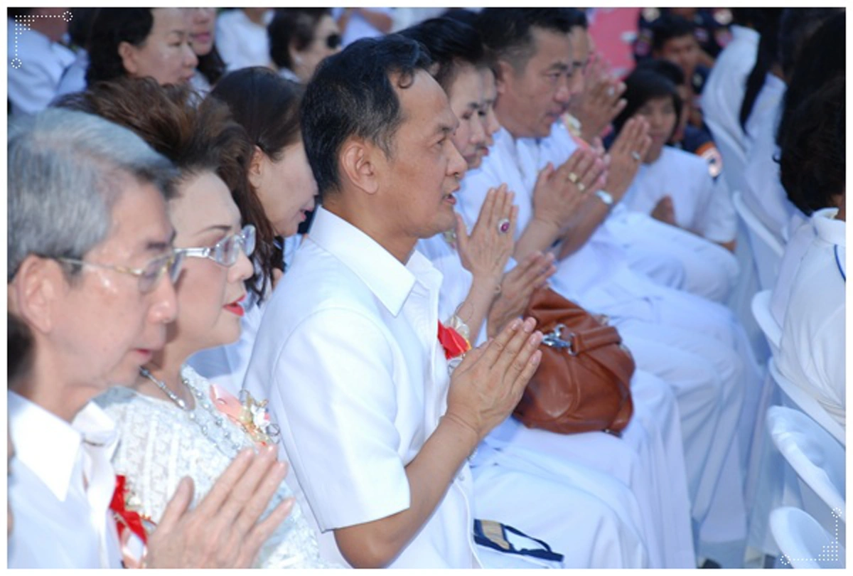 "2 อดีตผอ.พศ."พัวพันโกงเงินทอนวัด!! สัมพันธ์ดี"ธรรมกาย" นี่หรือคนโปรดมหาเถรฯ??!!