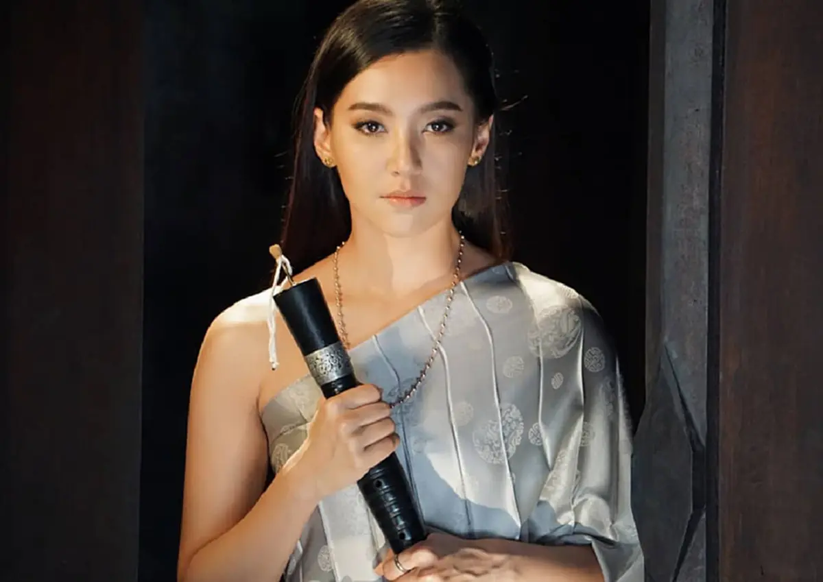 สดๆร้อนๆ เปิดเลขเด็ด 2 ตัว โค้งสุดท้าย "เบลล่า ราณี" ไหว้ย่านาควัดมหาบุศย์ คอหวยซื้อตามกันเพียบ