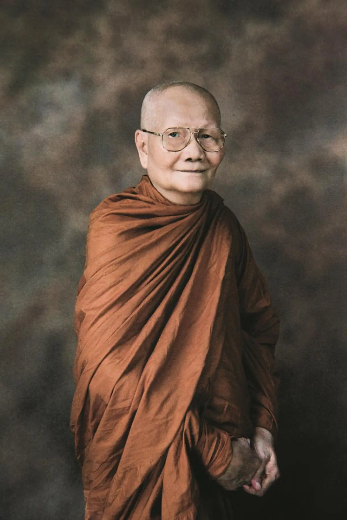 สาธุยาวๆ!! หลวงพ่อจรัล แนะ "๑๐ วิธีใช้หนี้พ่อแม่" ทำตามแนะนำ รับรอง ชีวิตมีแต่ความเจริญ รุ่งเรือง แน่นอน..