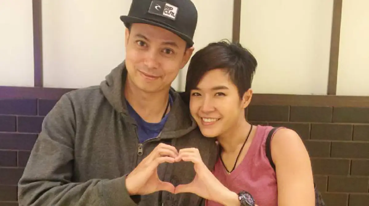 ช็อกวงการบันเทิง !!! อดีตนางเอกภาพยนต์ไทยชื่อดัง สะบั้นรักสามี นานร่วมปี ลั่นขอเป็นซิงเกิ้ลมัม เลี้ยงลูก 4 ขวบ !??