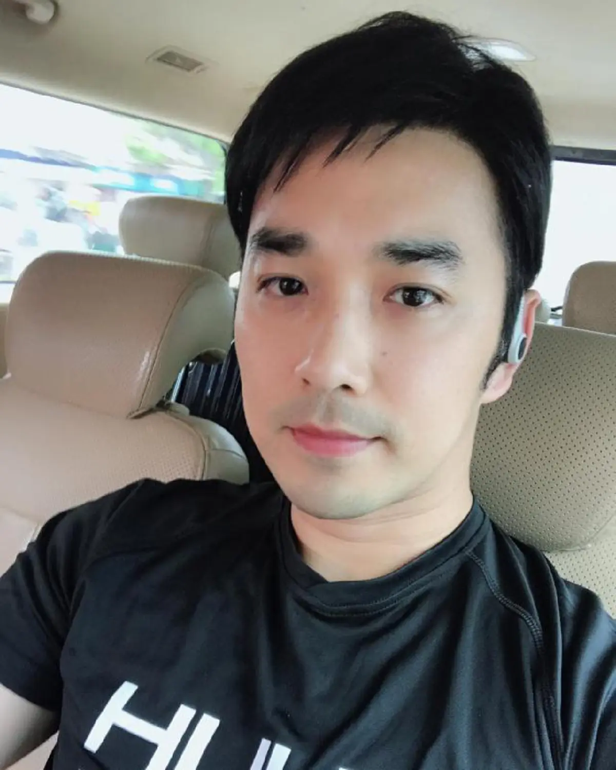 เจมส์ เรืองศักดิ์ โชว์ภาพสิ่งศักดิ์สิทธิ์ ช่วยให้รอดเครื่องบินตก 20 ปีที่เเล้ว