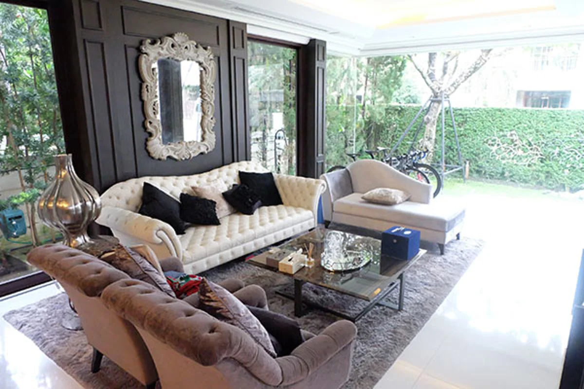 #เวอร์วังอลังการล้านแปด!! ส่อง "คฤหาสน์ 30 ล้าน" ของ "อดีตนางสาวไทย" หรูหราเกินบรรยาย ใครเห็นต้องตะลึงค้าง จนตีลังการอบห้อง !! (ชมภาพ)