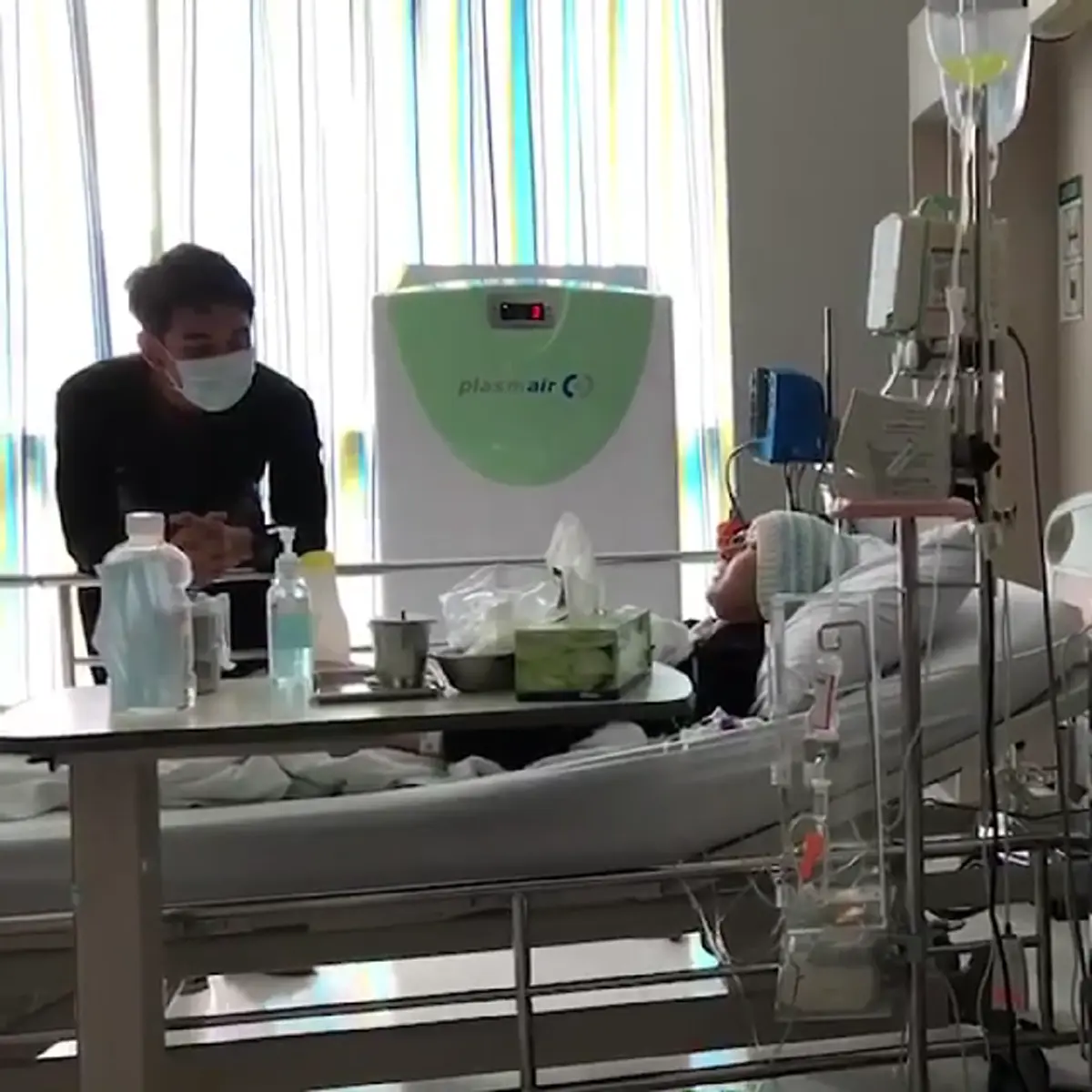 ซาบซึ้งสุดหัวใจ!!! ถึงหลั่งน้ำตา.."นักร้องดัง" โผล่เซอร์ไพรส์แฟนคลับป่วยมะเร็ง รู้เหตุผลยิ่งทึ่ง...ร่วมส่งกำลังใจขอให้หายไวๆ!?! (มีคลิป)