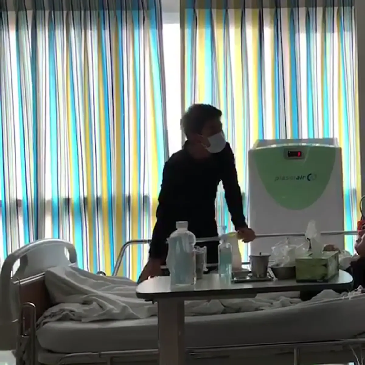 ซาบซึ้งสุดหัวใจ!!! ถึงหลั่งน้ำตา.."นักร้องดัง" โผล่เซอร์ไพรส์แฟนคลับป่วยมะเร็ง รู้เหตุผลยิ่งทึ่ง...ร่วมส่งกำลังใจขอให้หายไวๆ!?! (มีคลิป)