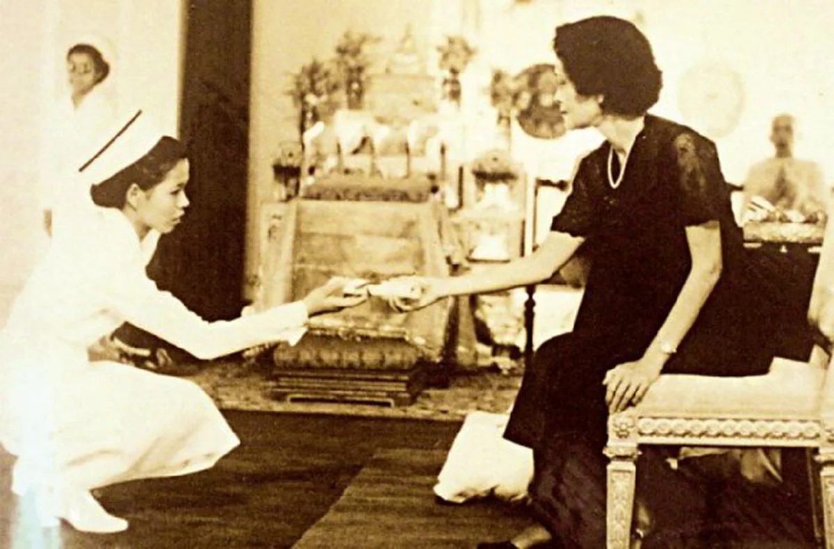 พระมิ่งขวัญแห่งพยาบาลไทย!! ๒๑ ตุลาคม วันพยาบาลแห่งชาติ เทิดพระเกียรติ "สมเด็จย่า" เพื่อน้อมรำลึกในพระมหากรุณาธิคุณอย่างหาที่สุดมิได้!!