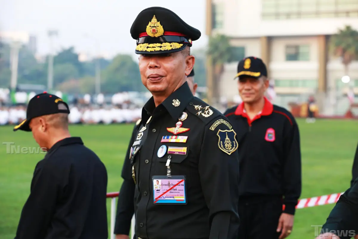 ท่าที “กรณ์” มิตรภาพต่อกองทัพ..สวนทาง “มาร์ค” ใครสร้างสรรค์-ไม่สร้างสรรค์ ชัดเจน!