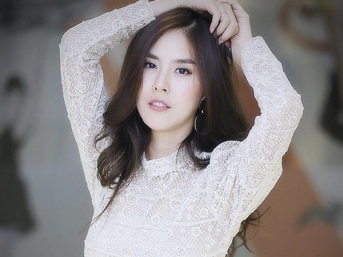 เปิด "10 ดาราหญิงของไทย" ที่เป็นคนอีสาน ก้าวกระโดด มาโลดแล่นอยู่ในวงการบันเทิง (ชมภาพ)