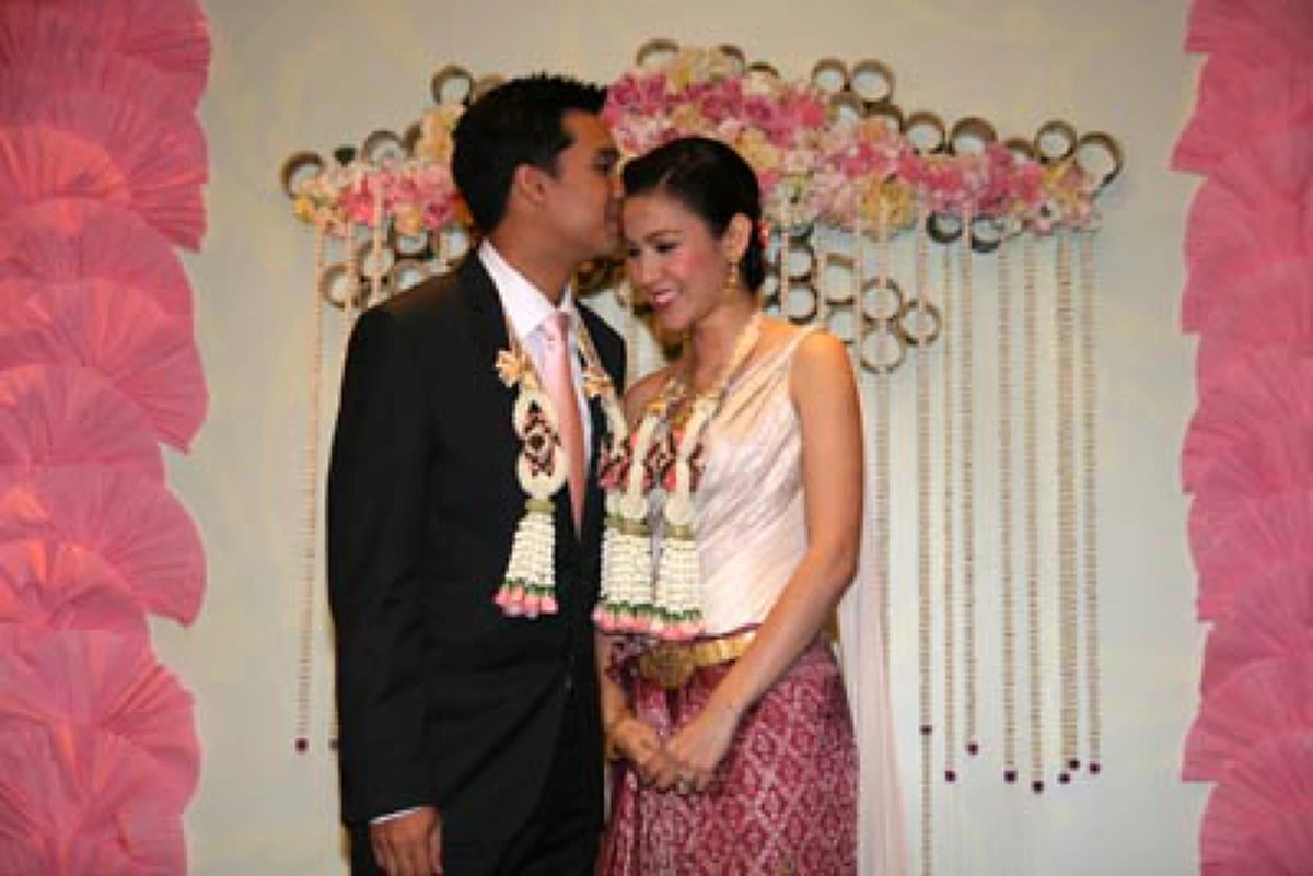 โอปป้าเกาหลีชิดซ้าย!! ส่องภาพล่าสุด "บรู๊ค" สามี "กบ สุวนันท์" หลังหายหน้าจากวงการบันเทิงไป 10 ปี กลับมาคราวนี้แทบไม่อยากจะเชื่อสายตา