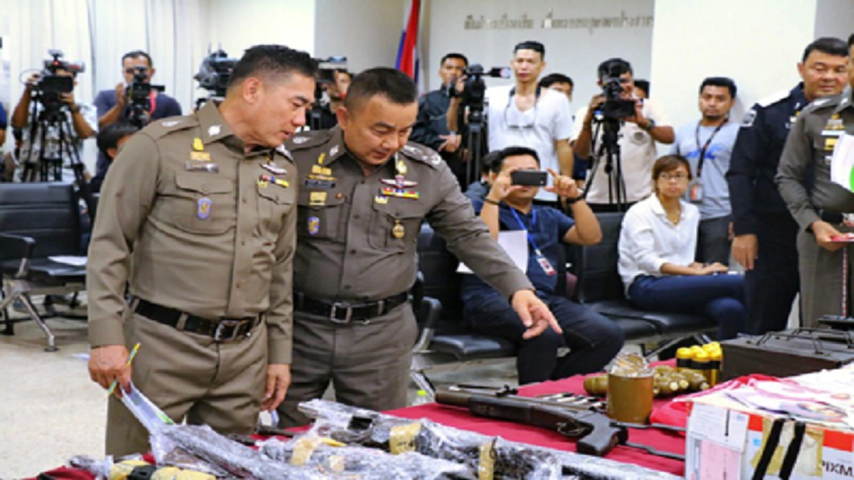 เปิดแผนลับ กระชากหน้ากาก "สหายหมาน้อย"  แผน "ลอบสังหาร"  ผู้นำประเทศ จับอาวุธ ตอบโต้ ทหาร ตำรวจ หากบุกธรรมกาย