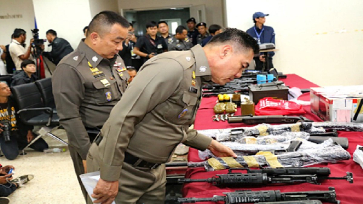 เปิดแผนลับ กระชากหน้ากาก "สหายหมาน้อย"  แผน "ลอบสังหาร"  ผู้นำประเทศ จับอาวุธ ตอบโต้ ทหาร ตำรวจ หากบุกธรรมกาย