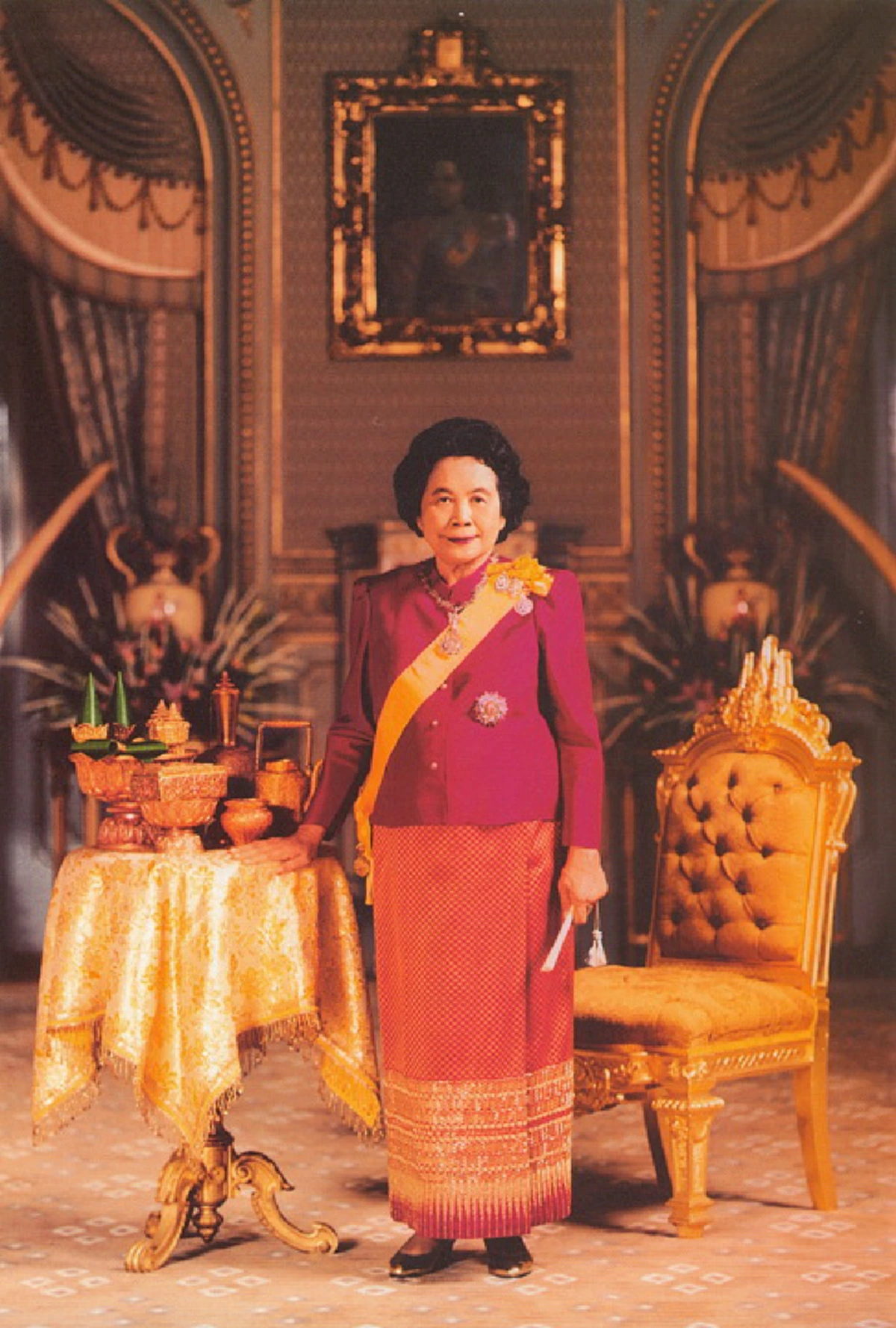 น้อมรำลึก..เจ้าฟ้าหญิงสี่แผ่นดิน!! ๒๗ กรกฎาคม วันคล้ายวันสิ้นพระชนม์ "เจ้าฟ้าเพชรรัตนราชสุดา" พระราชธิดาเพียงพระองค์เดียวในรัชกาลที่ ๖(คลิป)