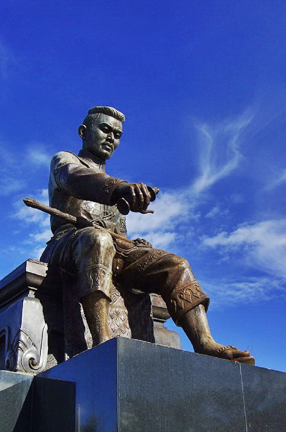 ความศักดิ์สิทธิ์ลือลั่น!! เปิดตำนาน สิ่งศักดิ์สิทธิ์ที่ "ห้าม" ขอเรื่อง "การติดทหาร" เผย..ท่านโปรดให้คนไปเป็นทหาร ไปขอพรสมใจแน่ สาธุ!!