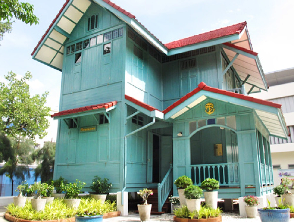 เจ้าฟ้าผู้เปี่ยมด้วยบารมี !! “หมอพร” อีกหนึ่งบทบาทสำคัญของ “พลเรือเอกพระเจ้าบรมวงศ์เธอกรมหลวงชุมพรเขตอุดมศักดิ์" เสด็จเตี่ยของปวงชนชาวไทย!!