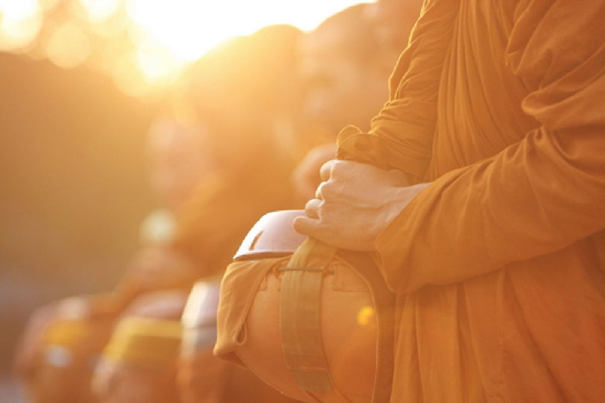 ประเด็นร้อนสุดดราม่า โซเชียลเดือดระอุ !!! "สักหน้าห้ามบวช" จริงหรือ !?! ฟังกันไว้ เหตุผลที่โบราณจารย์กล่าวเตือนผู้ที่คิดจะสัก