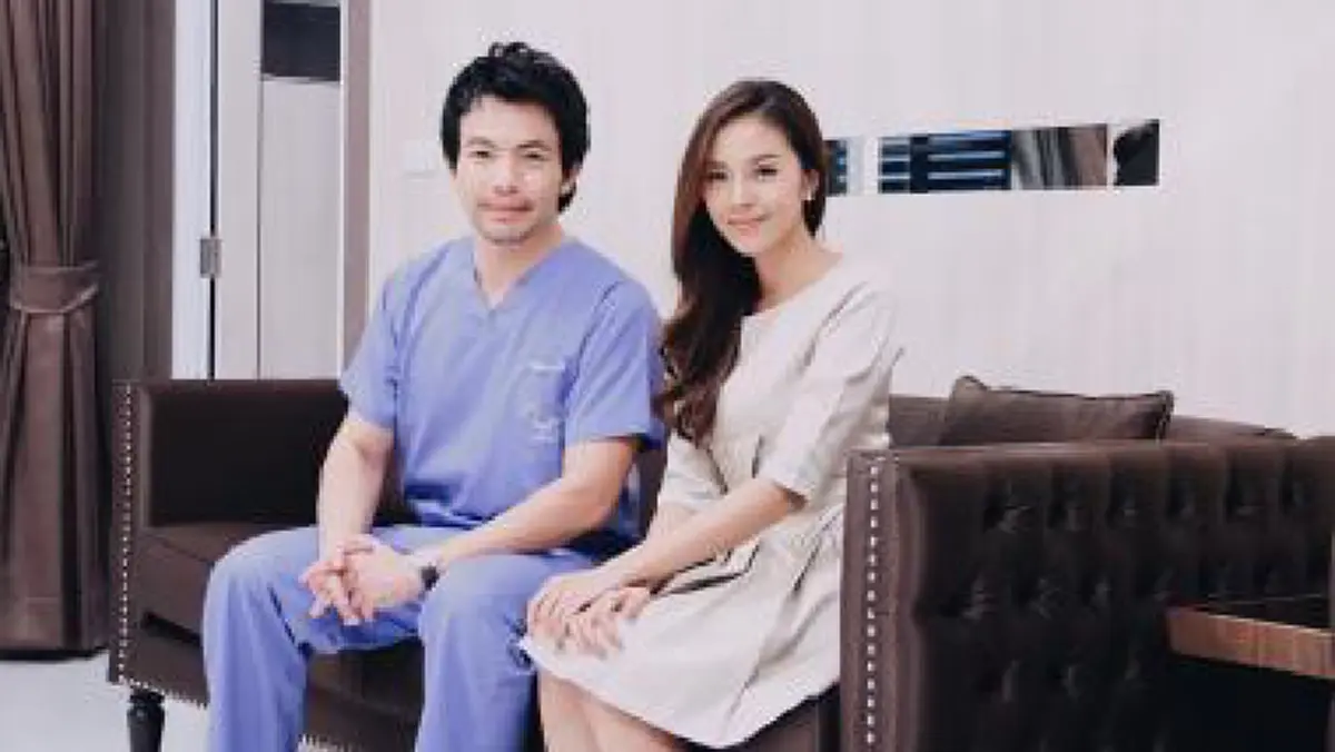 ล้วงลึกชีวิต!!! "หมอสอง" เปิดปากที่แรกเล่าปมแตกหัก หลังแยกทางอดีตภรรยา ไม่เข็ดความรัก...ลงทุนโมหน้าแฟนใหม่ ตามรอย"หญิงแย้" (มีคลิป)