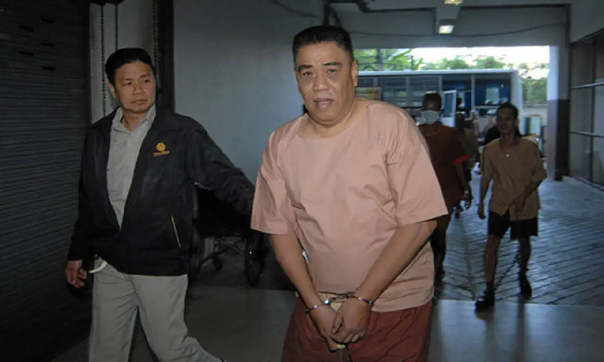 สำนึกผิดไม่มี..คนพันธุ์นี้!!ศาลฎีกาจำคุก "ผู้พันตึ๋ง" ร่วมแก๊งกรรโชกทรัพย์ผู้ค้าตลาดไนท์บาซาร์ เชียงใหม่ (อ่านรายละเอียด) !?!