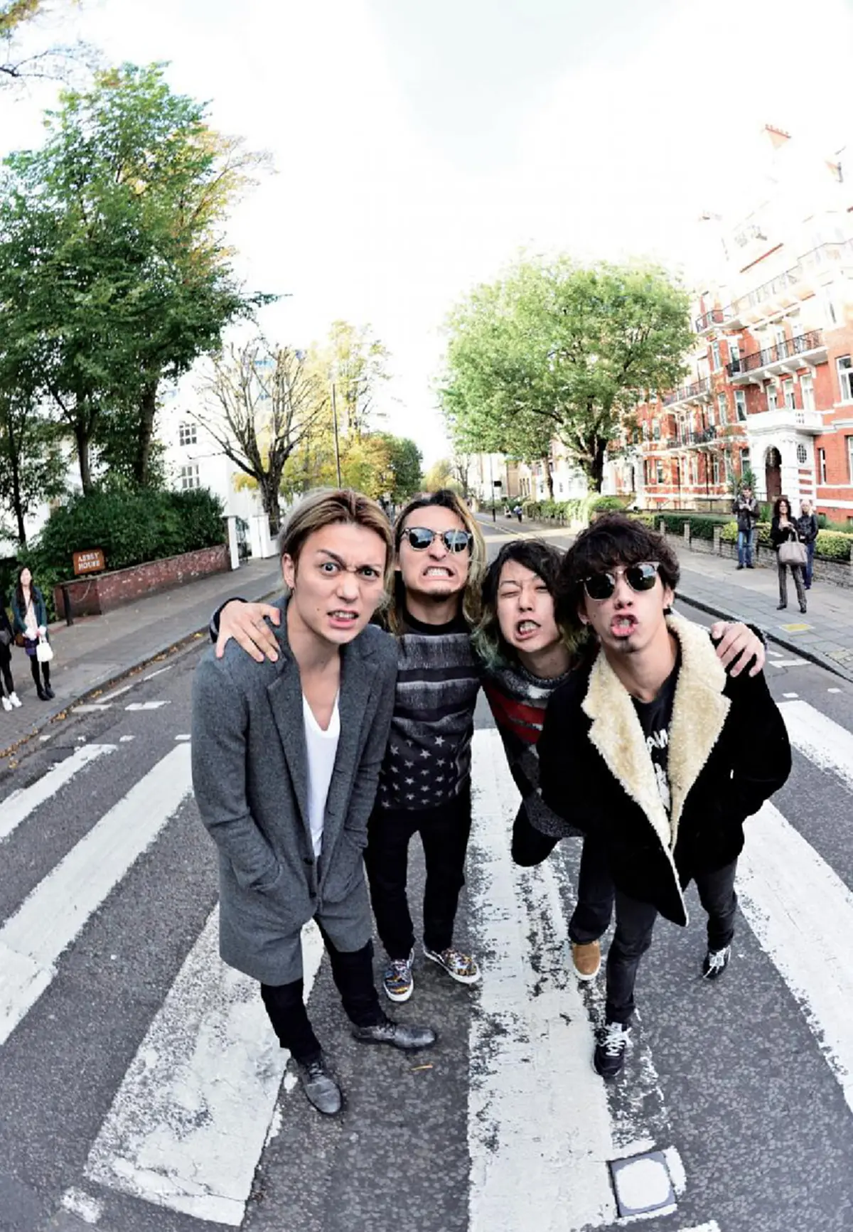 เส้นทางดนตรีจากเอเชีย...สู่เวทีโลก! ! บทพิสูจน์ความมุ่งมั่นของ ONE OK ROCK (รายละเอียด)