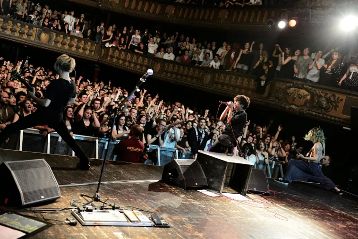 เส้นทางดนตรีจากเอเชีย...สู่เวทีโลก! ! บทพิสูจน์ความมุ่งมั่นของ ONE OK ROCK (รายละเอียด)